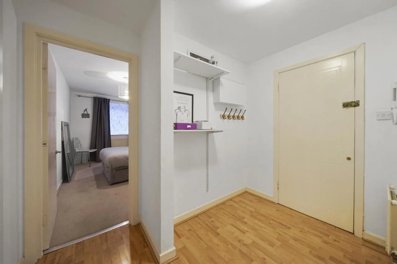 London Bridge I Bed Apartment By Tower Bridge - Great Location Close To Transport Links