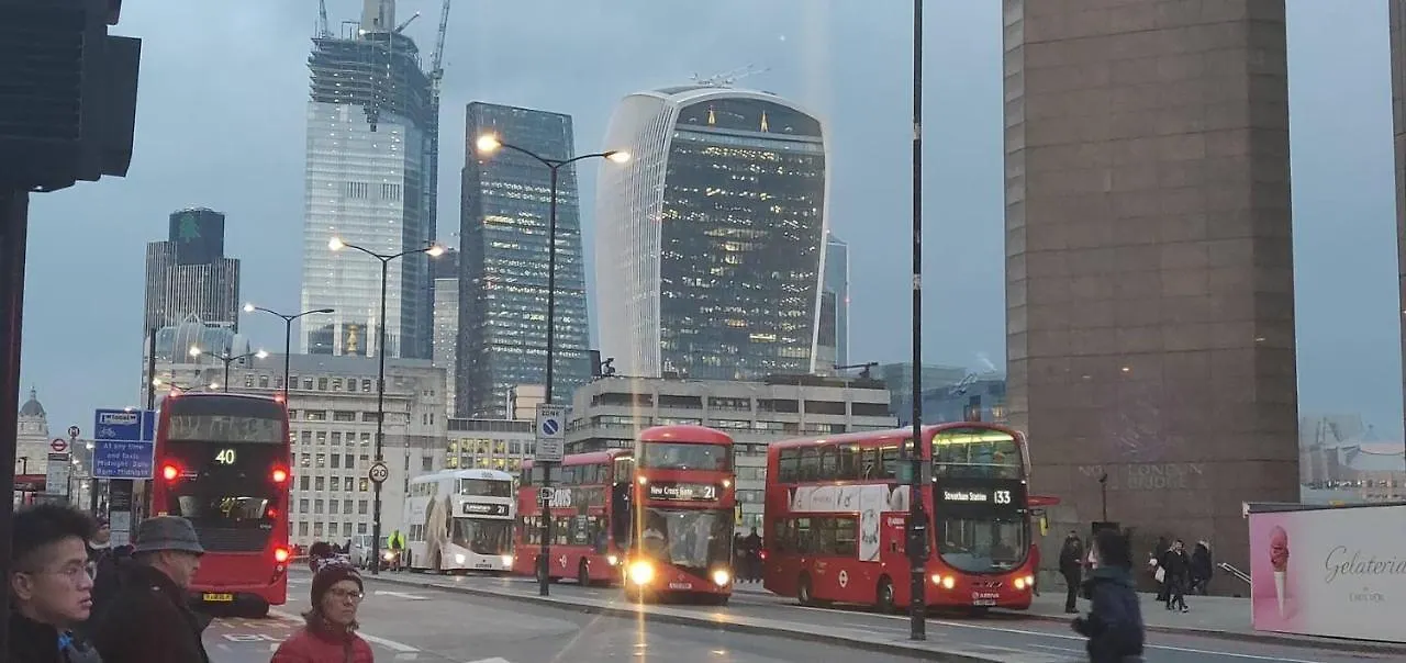 London Bridge I Bed Apartment By Tower Bridge - Great Location Close To Transport Links
