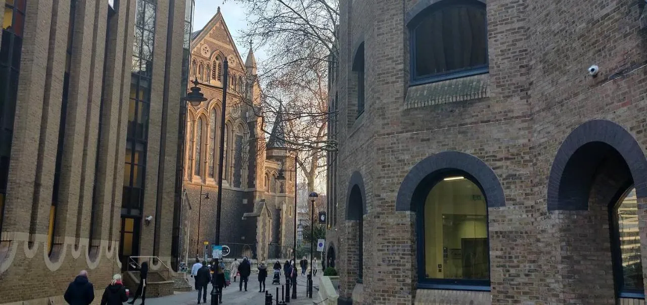 London Bridge I Bed Apartment By Tower Bridge - Great Location Close To Transport Links